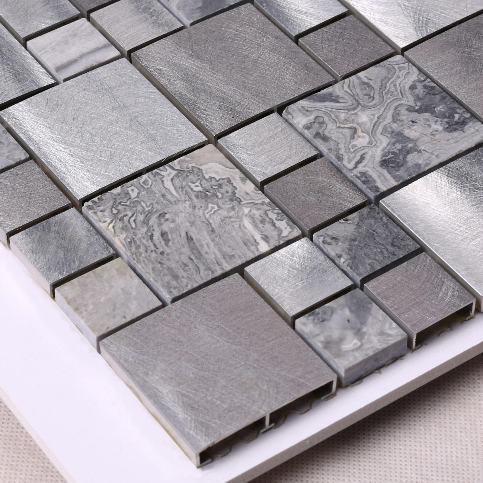 Aluminum Mix Stone Mosaic Tile for Washroom HLC117