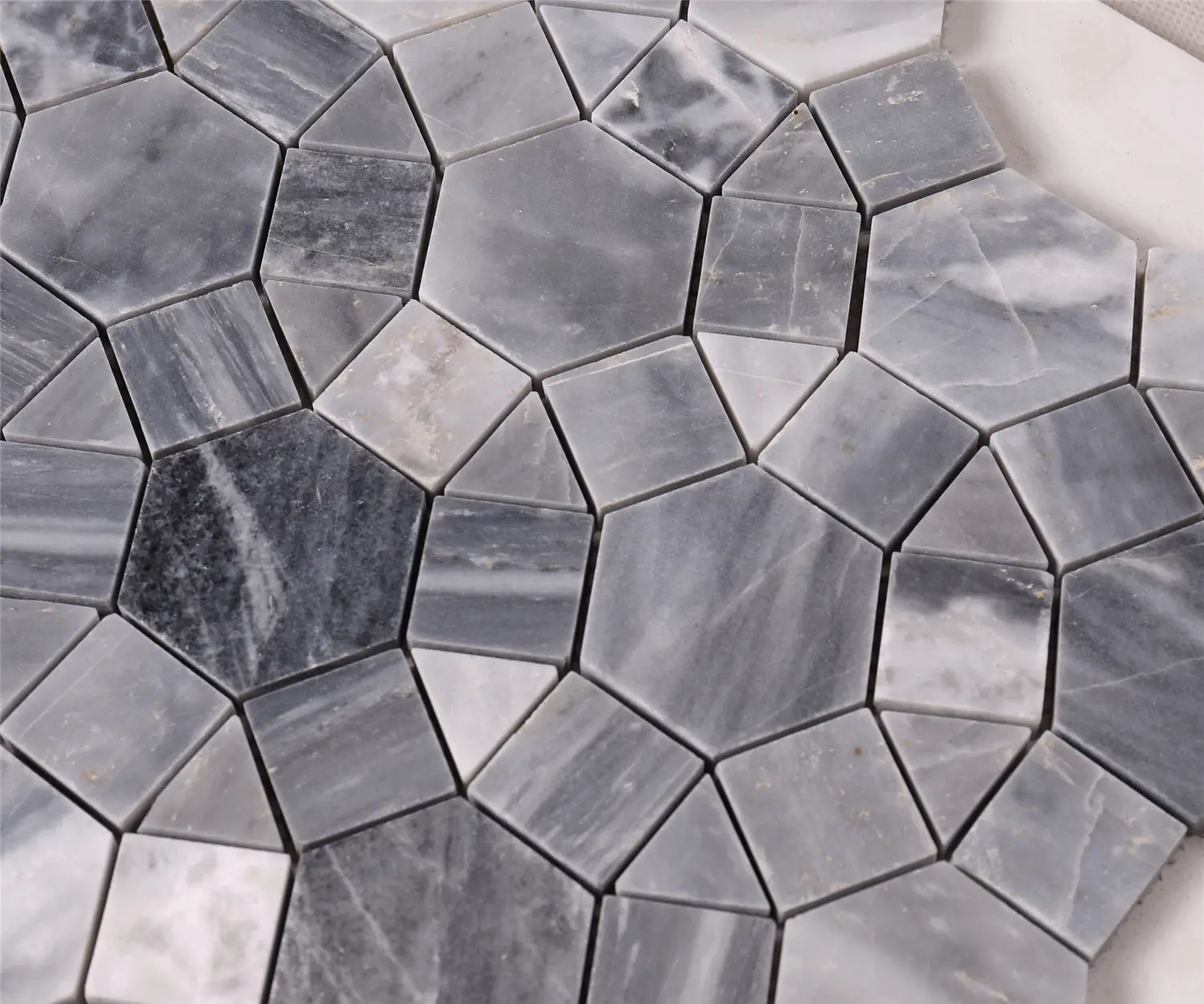 Dark Gray Round Shape Marble Mosaic Tile for Floor HSC32